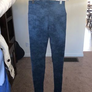 Size S Alo denim print leggings, worn ONCE